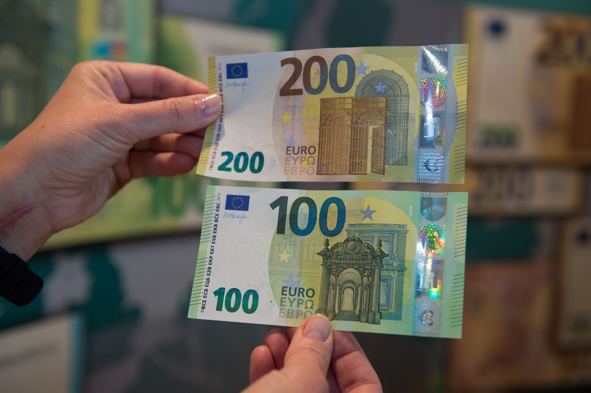 新版100欧元和200欧元面值纸币将在立陶宛流通