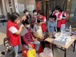 科城街道民富社區：情系“母親” 以“艾”感恩