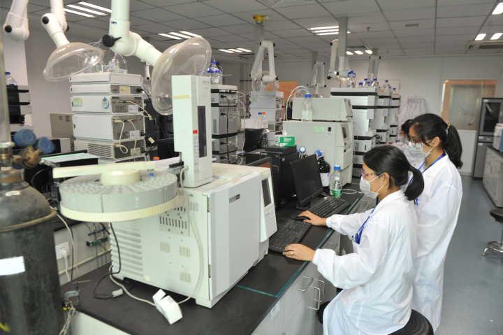 图为: 南京高新生物医药公共服务平台溶出实验室
