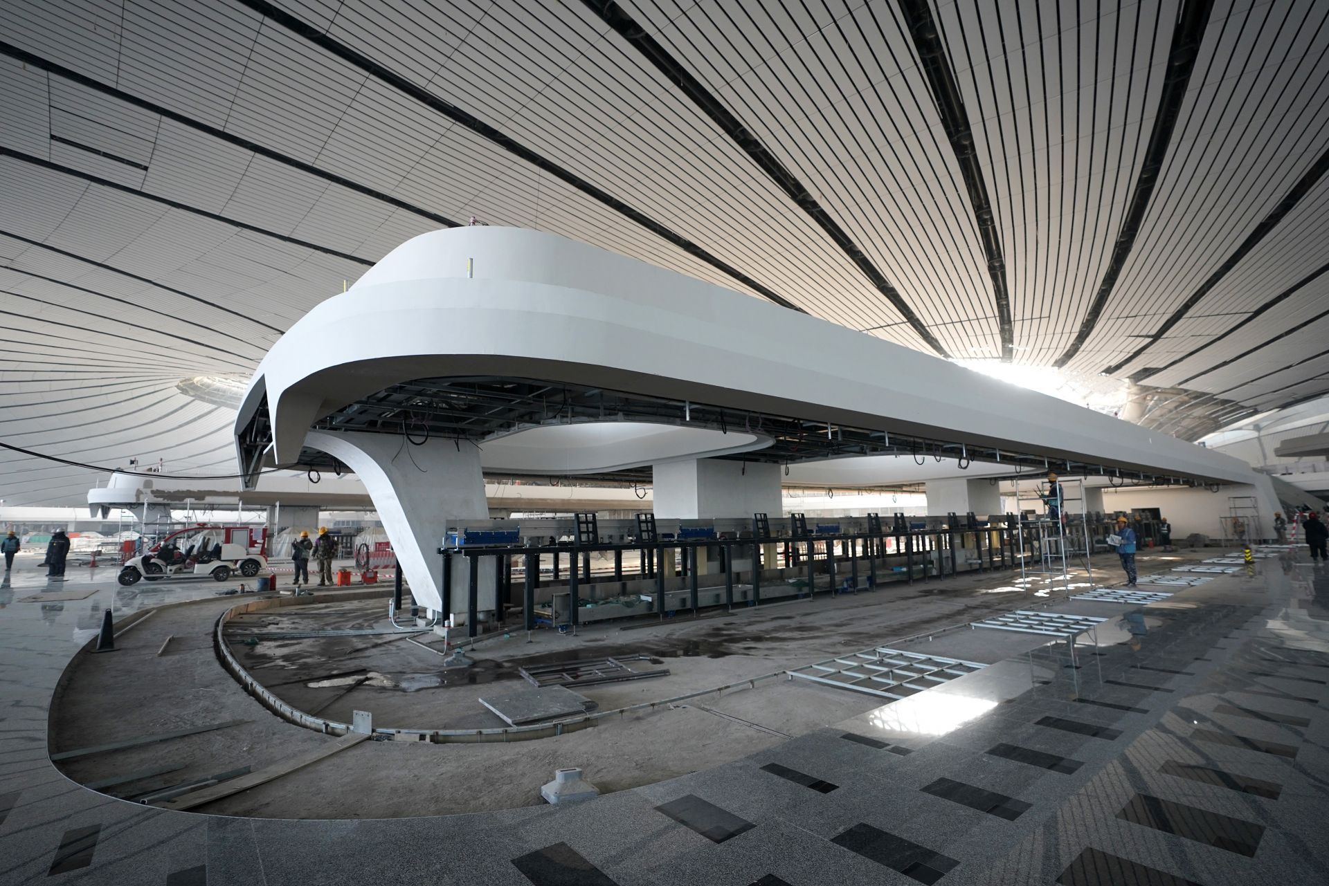 北京大兴国际机场主航站楼外立面完整亮相