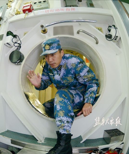 在大洋深处守卫岁月静好这位东海强军先锋是咱盐城人