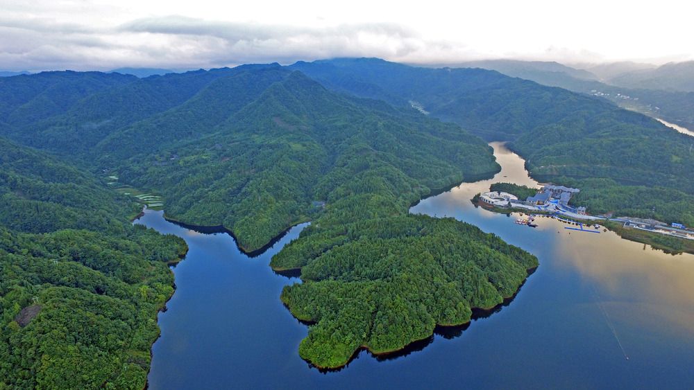 太阳湖风光旖旎