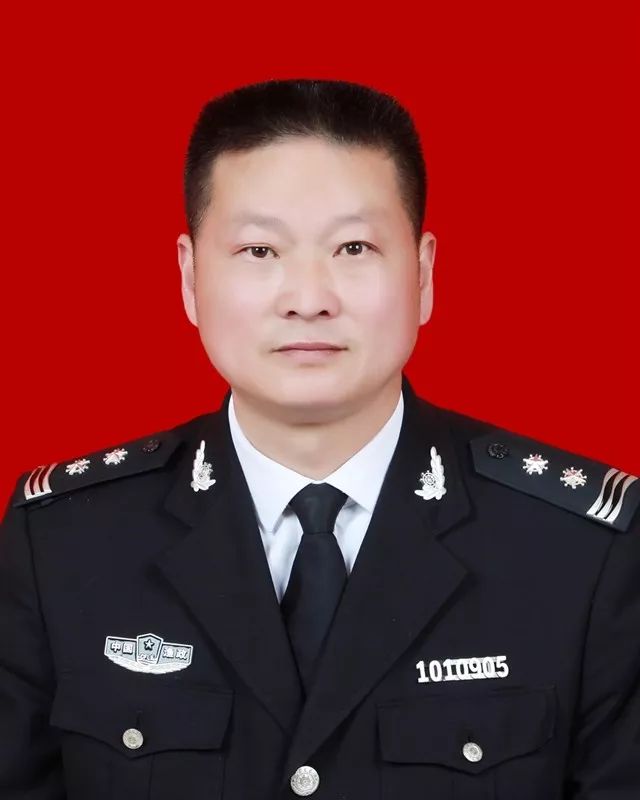 沈海滨,男,1953年10月出生,中共党员,射阳县发改委退休干部.