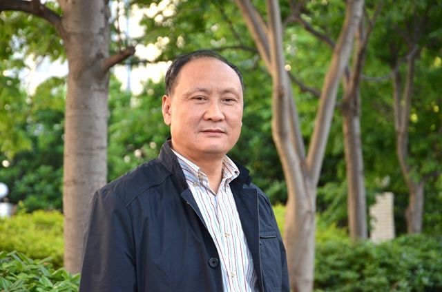 赵永生/作者赵永生,射阳人.中国作家协会会员,盐城市散文学会会长.