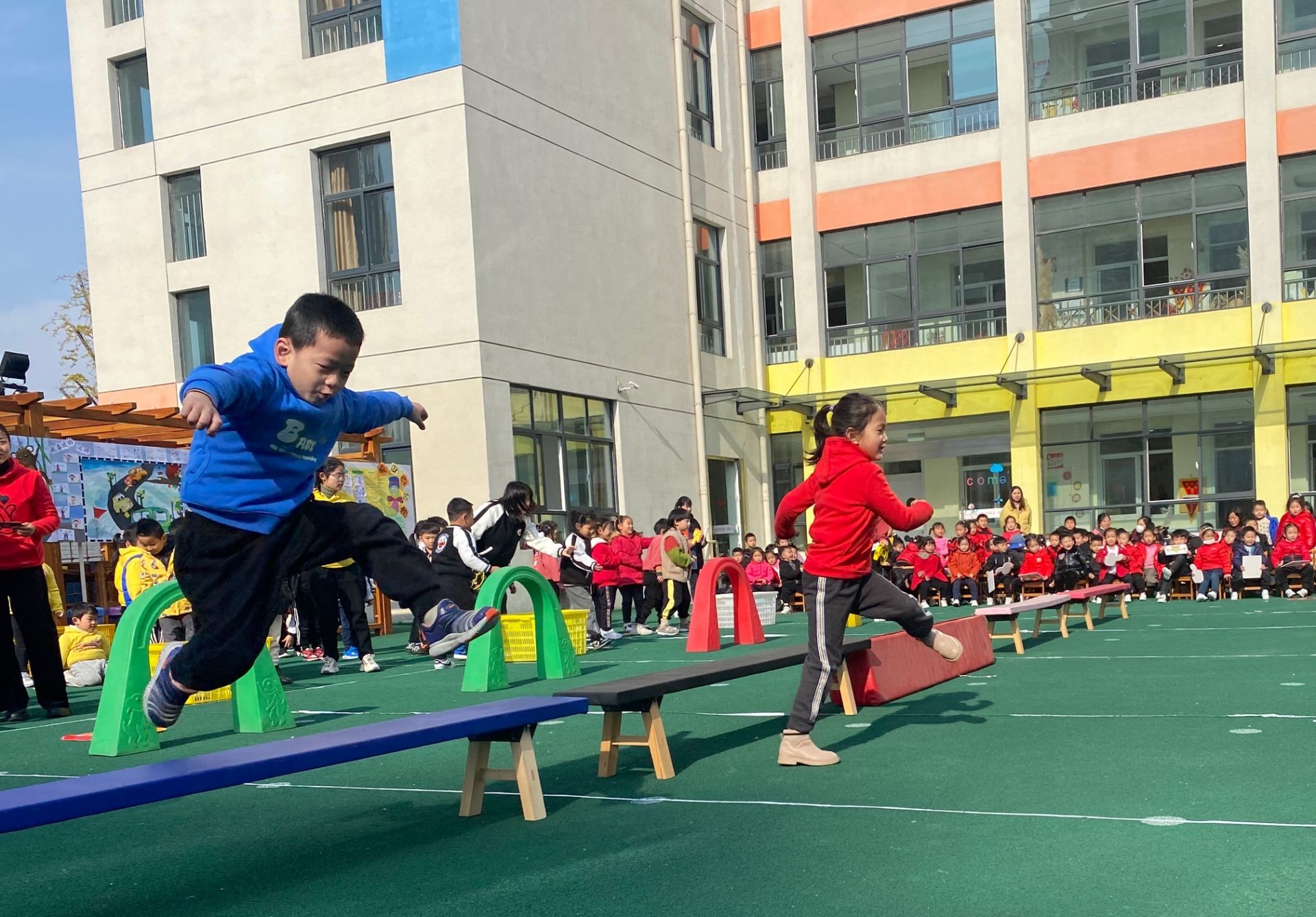 競爭意識和堅強的毅力,12月1日,解放路實驗學校第一附屬幼兒園召開