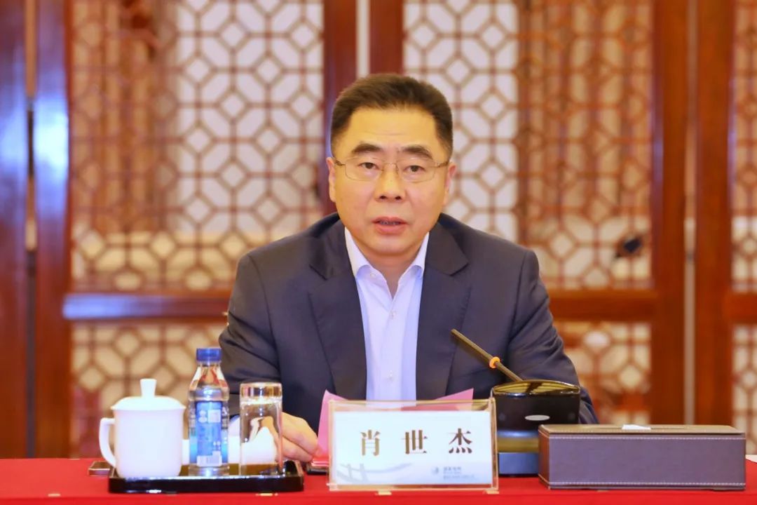 肖世杰对我市长期以来对电力事业的关心支持表示感谢.