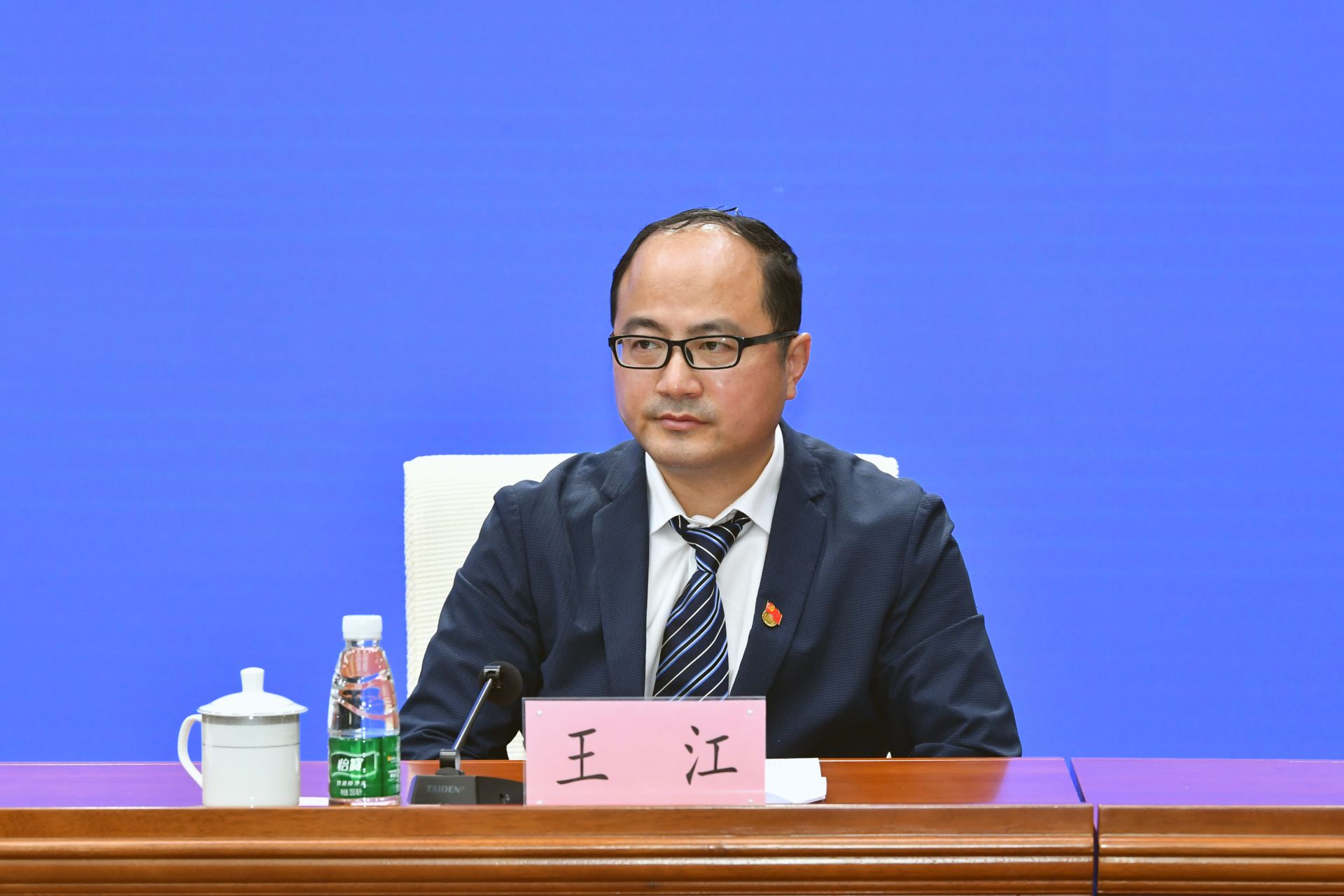 市司法局党委委员,政治部主任王江.