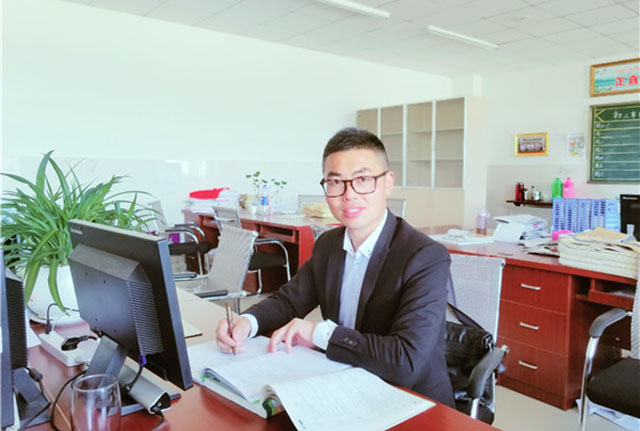 我眼中的这十年援藏教师张大中四年支教路一生山海情