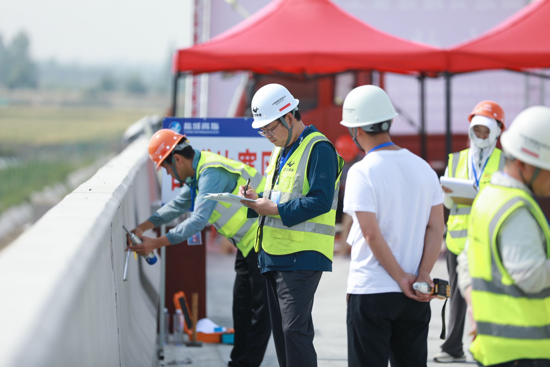 匠心筑精品竞逐新赛道盐城市高指举办高速公路工程试验检测职业技能