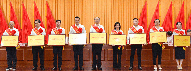 区领导季晓春,王铁根,朱伟,翟大伟,杨劲松,罗时荣,周达虎,张素东,吴军