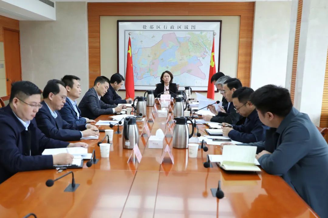 王娟在全区国有企业高质量发展座谈会上强调聚焦主责主业努力做大做强