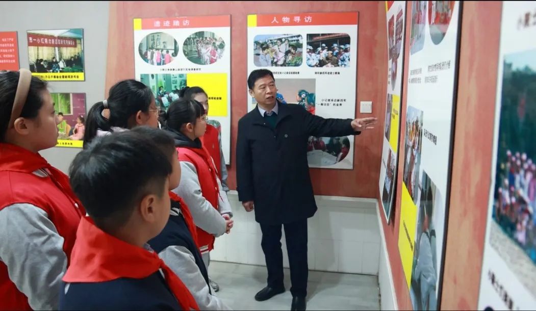 代表委员履职故事陈宏斌用匠心奔赴教育山海