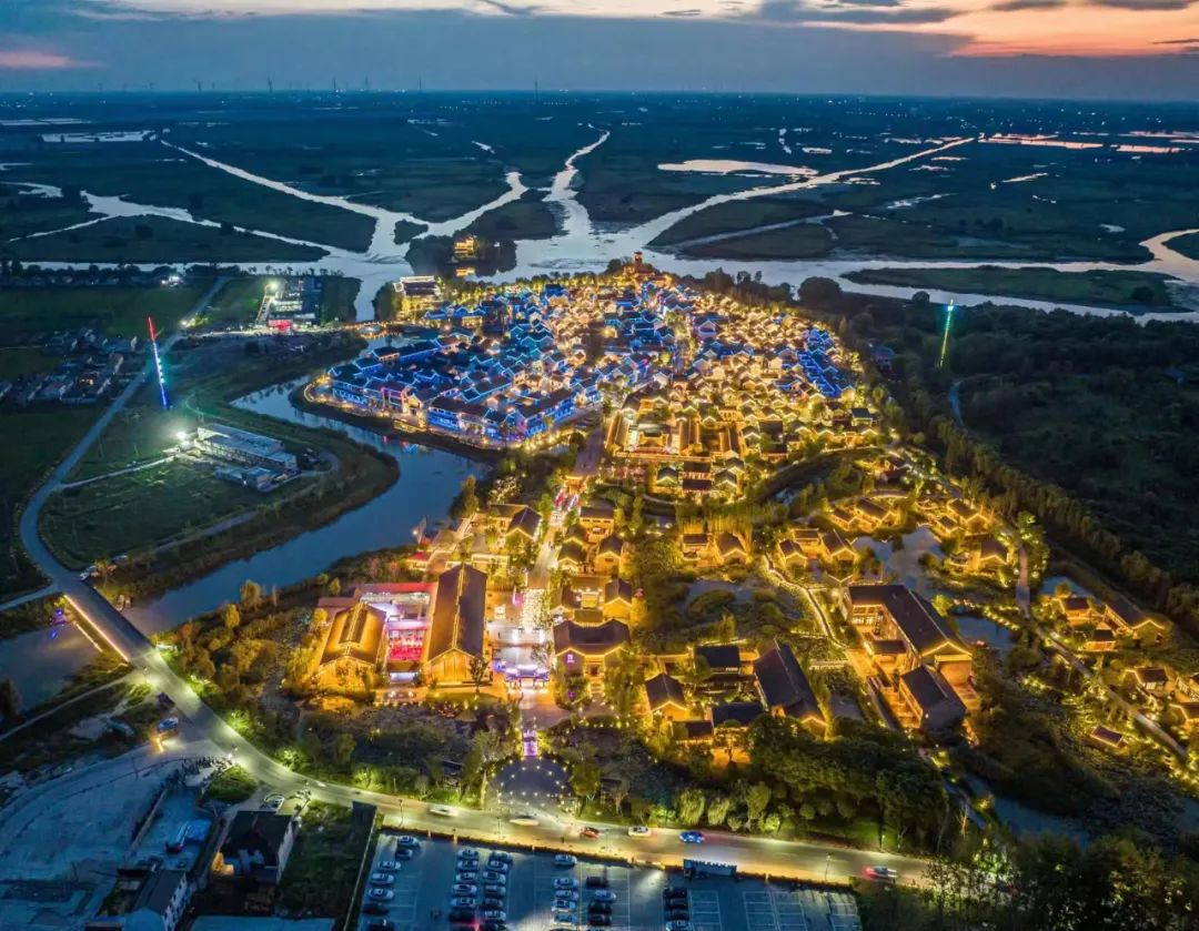 建湖淮剧作为核心载体,牵动了地方旅游业的发展.