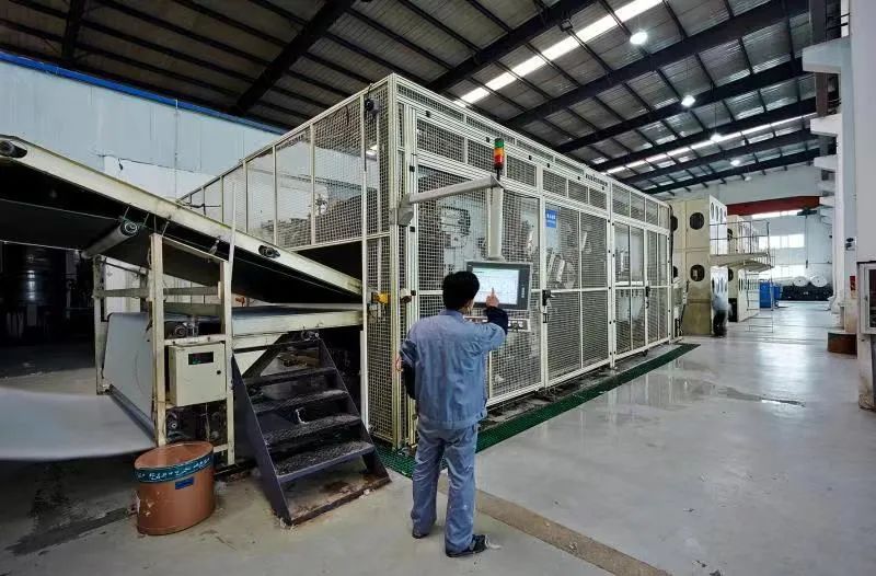 盐城焕新记·一线探访|除尘滤袋,滤出阜宁环保产业新质效