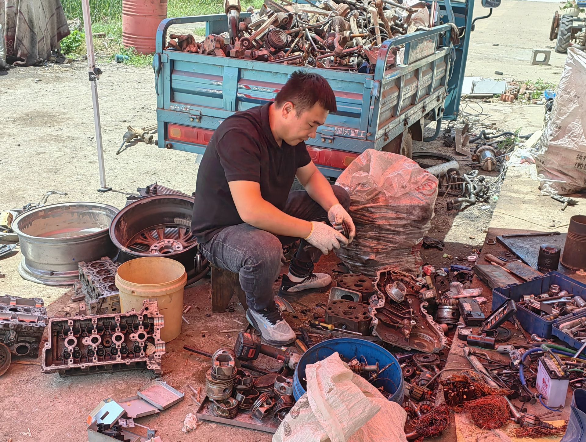 "江苏好人"农民秦凯:走村串户服务乡亲