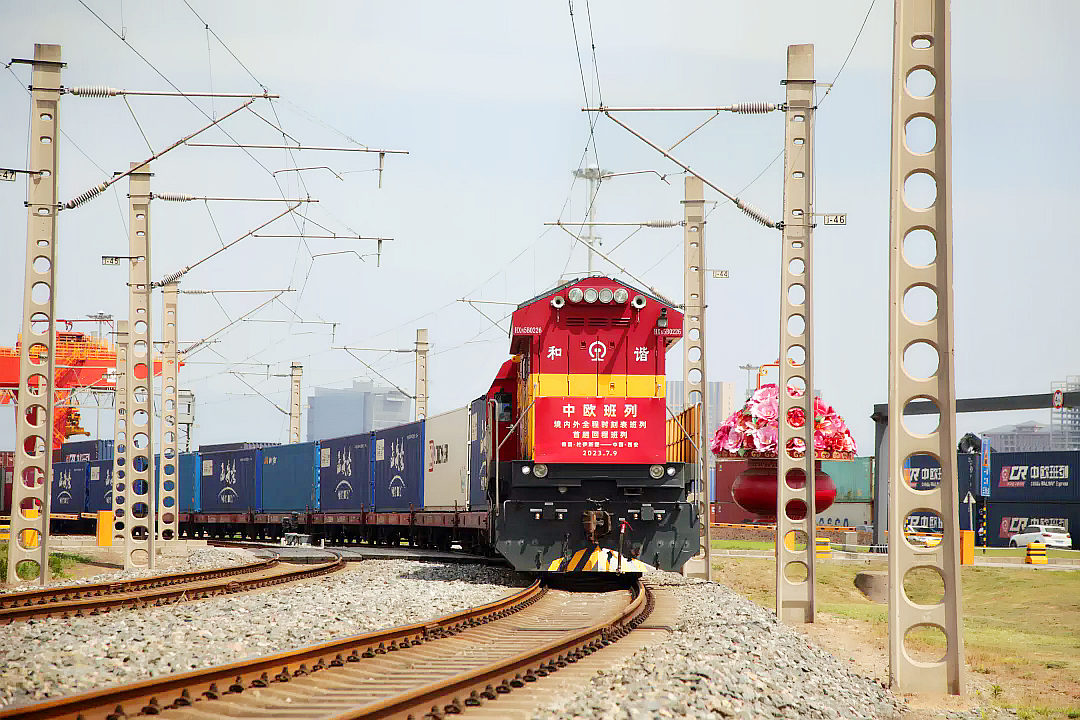 9908公里 10天开到德国 这趟中欧班列怎么做到的?