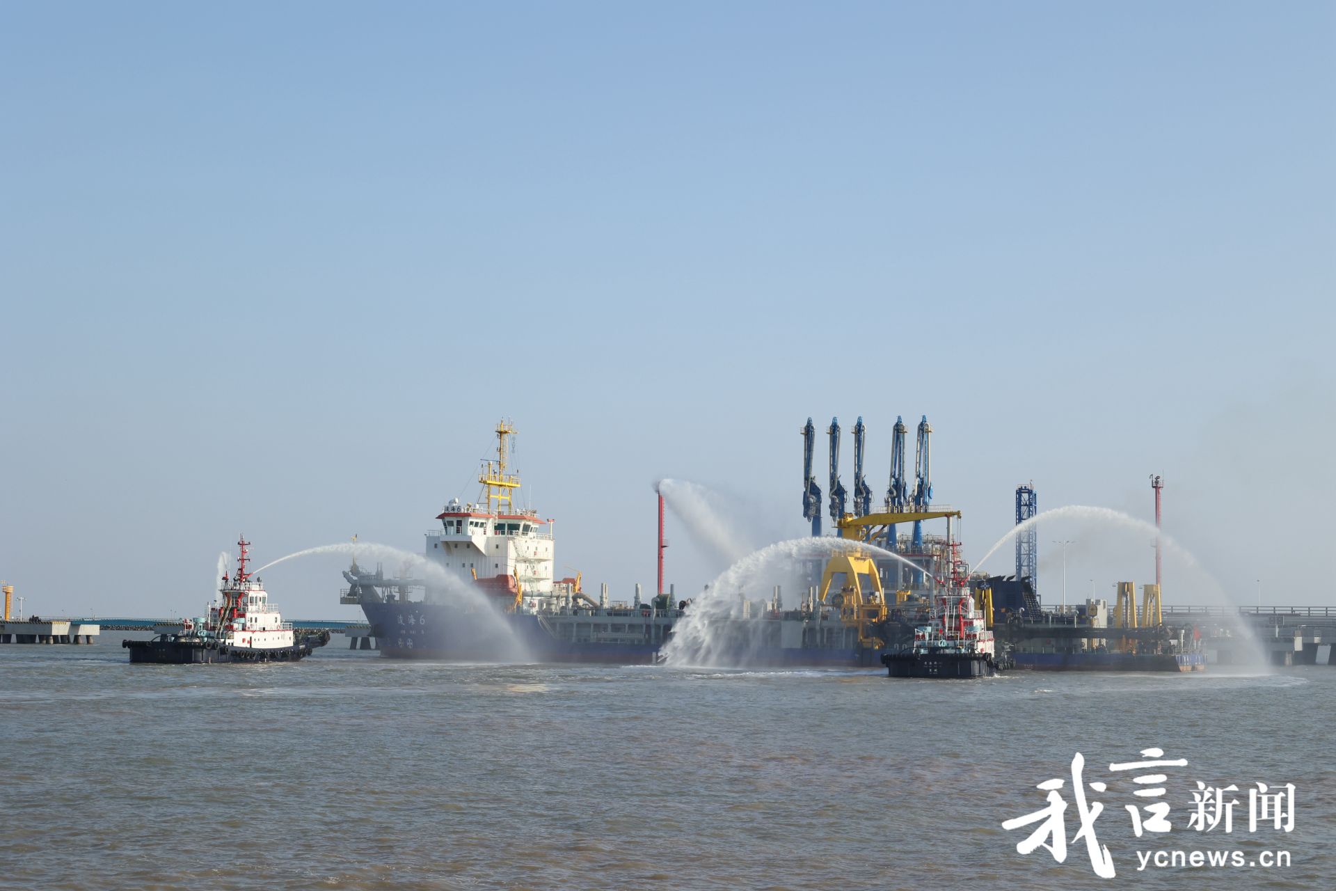 超燃！直擊海上突發事件應急演習