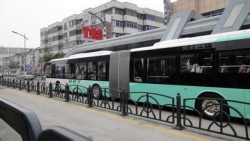 春节期间市区公交运送乘客230万人次