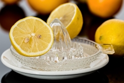热柠檬水能抗癌，神药上市了...对这些谣言说“不”