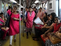 在孟买体验中国地铁列车