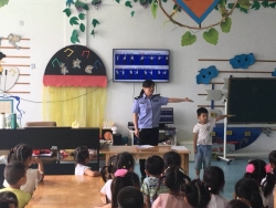 建湖县“护蕾行动”进幼儿园