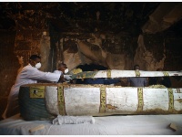 埃及卢克索新发现一座贵族墓葬