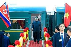 外交部：中方为金正恩乘专列过境提供交通保障