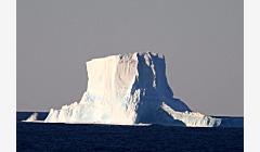世界第一艘双向破冰科考船年底首航南极