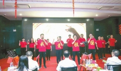 南京银行盐城分行  举办红色作品表彰暨文艺汇演活动 