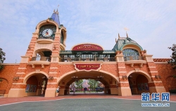 上海迪士尼乐园新规：年卡可当日预约入园 免费顺延结束