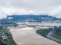 三峡工程今年首次泄洪 近期或迎新一轮洪水