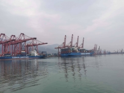 连云港港上半年生产稳中向好 1-6月完成货物吞吐量12645万吨