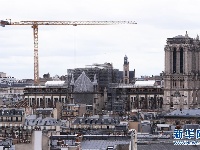 法国考虑将“按原样”重建被烧毁巴黎圣母院塔尖