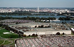 美众议院批准明年1.3万亿支出计划 超一半用于国防
