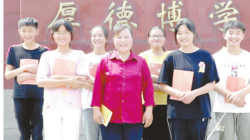 乡村教师呵护留守学生37年 司万平候选10月“中国好人”