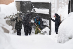 西班牙暴风雪天气致4人死亡