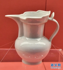 雪域青花夺天工——千年瓷器里的中华民族交融史 