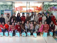 市气象局举办庆“三八”女职工烘焙活动