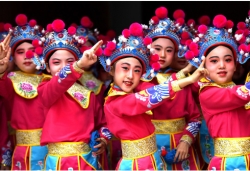 戏曲韵律操 传承传统文化