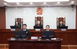 重庆市原副市长、公安局原局长邓恢林一审被控受贿4267万元 