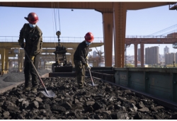 国家发改委：研究依法对煤炭价格实行干预 