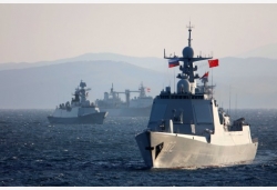 中俄两军组织实施首次海上联合巡航，不针对第三方