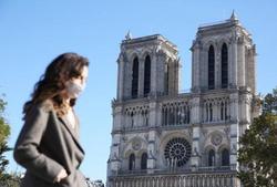 法国总统：巴黎圣母院有望于2024年重新开放