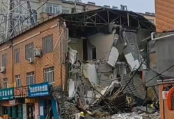 黑龙江伊春一楼体部分坍塌 疑似煤气罐爆炸