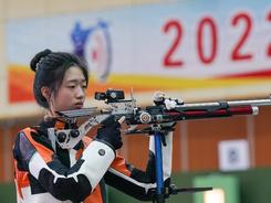 射击世锦赛 | 黄雨婷女子10米气步枪摘银 中国队收获两个奥运席位