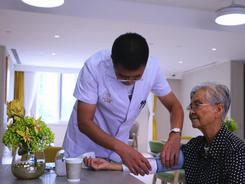北京：65岁及以上老人医养结合服务率将超过85%
