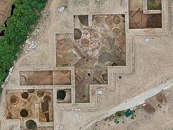 河南苏羊遗址发现300余座龙山时期墓葬