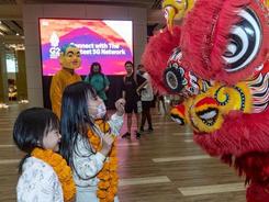 春节档多国喜迎中国游客 “旅游的春天到啦”