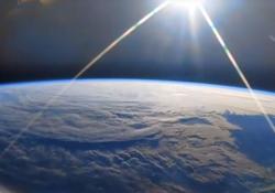官方发布！神舟十五号航天员乘组拍摄新年第一缕阳光