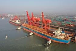 江苏靖江：发挥岸线资源效益做强做大港口经济，2022年货物吞吐量突破2.4亿吨